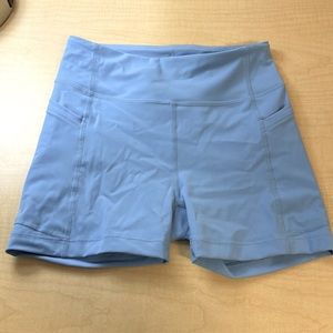 Outdoor Voices 5” shorts